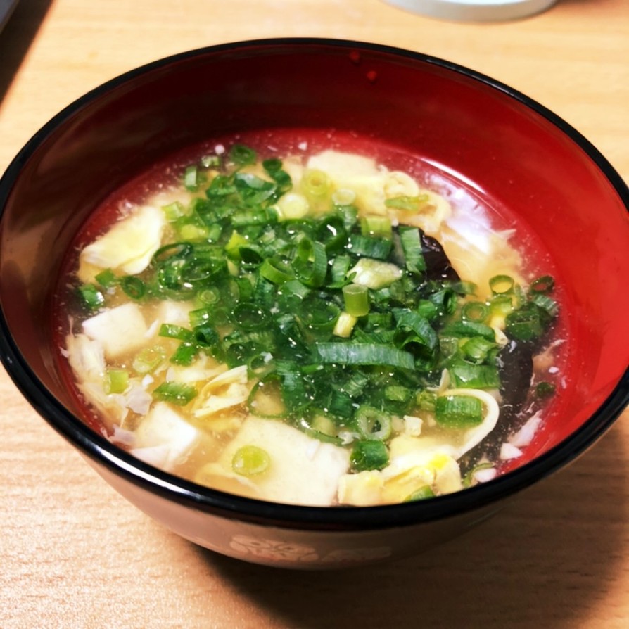 木耳と豆腐と卵のスープの画像