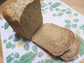 いい香り♪ほうじ茶食パン