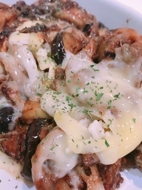 フライパンで蓮根と茄子のミートソース焼き