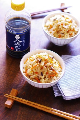 れんこんとえりんぎのヤミツキ炊き込みご飯