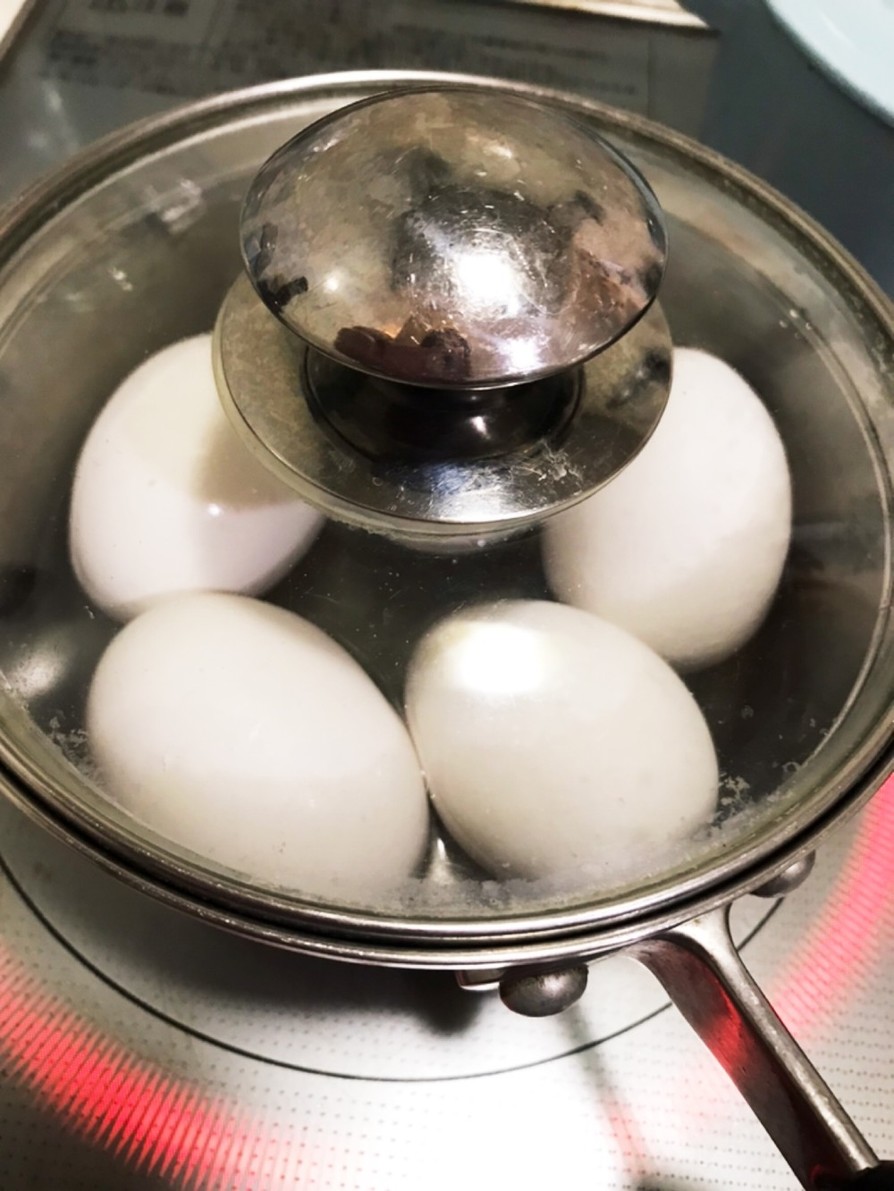 時短簡単＊少ないお水で、茹で卵を作る方法の画像