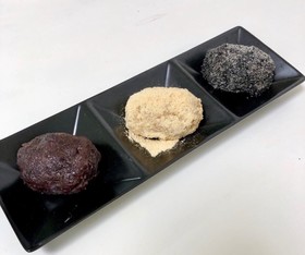 三色おはぎ○あんこ○きな粉○胡麻○お彼岸