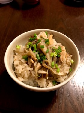 舞茸とツナの炊き込みご飯