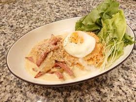 生クリームなし!コク旨カルボナーラ丼