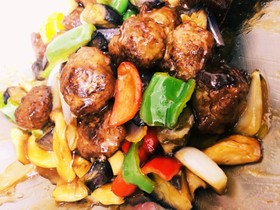 揚げなすと肉団子の黒酢炒め QC 夏野菜