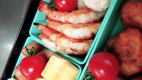 お弁当が豪華に見えるエビソテー