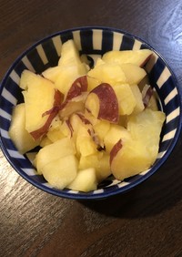 サツマイモとりんごの煮物