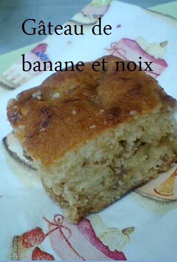 バナナキャラメルソースと胡桃のケーキの画像