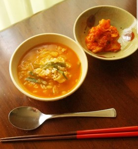 簡単本格韓国料理♪豚肉のキムチクッパ風