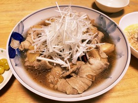 車ぶと豚バラの煮物