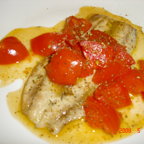 秋刀魚のムニエルフレッシュトマトソース