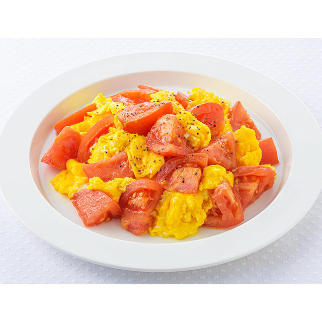 トマトとふわふわ卵のマヨソテー