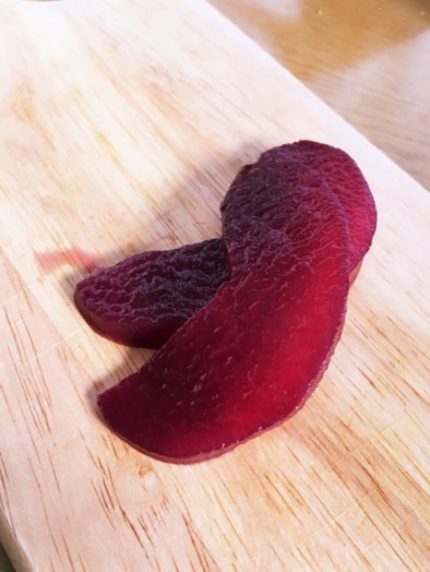 赤ワイン香る梨のコンポート（大人味）の写真