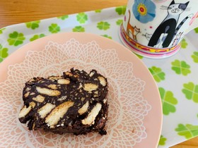 トルコの簡単おやつ☆モザイクケーキ