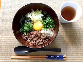 作り置き肉そぼろ→台湾混ぜそば(全卵)
