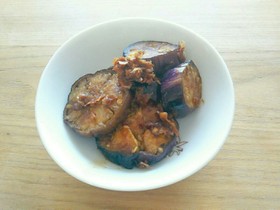 茄子のおかか醤油和え