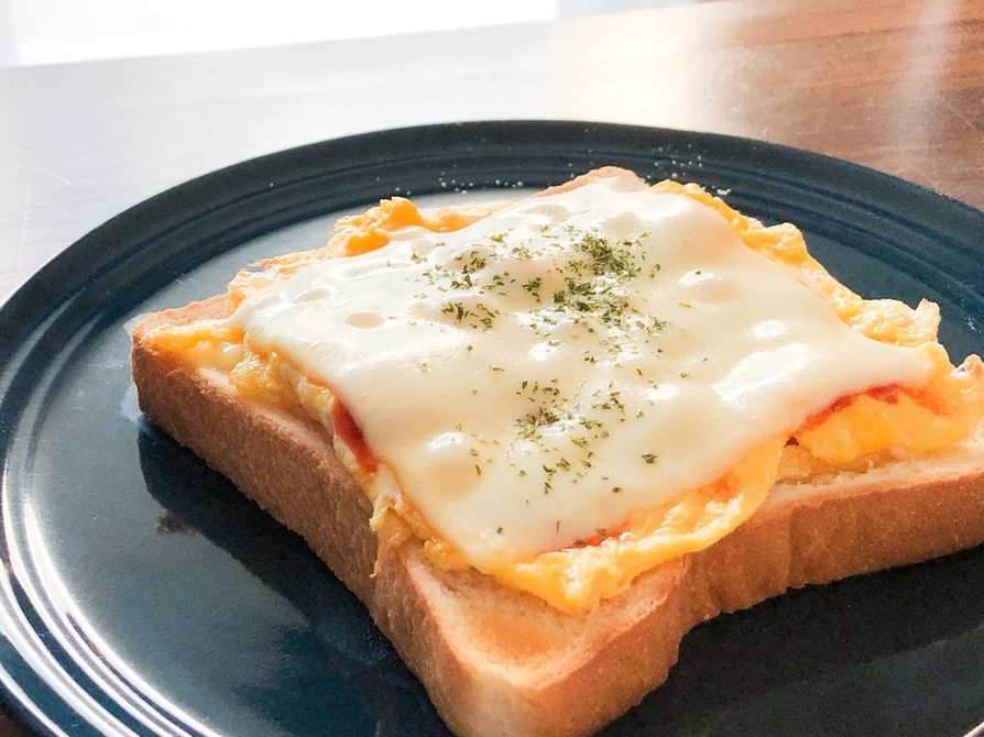【毎朝簡単】たまごハムチーズトーストの画像