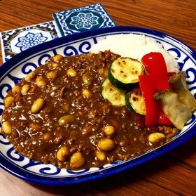 市販ルーで*挽肉と大豆のカレーライス