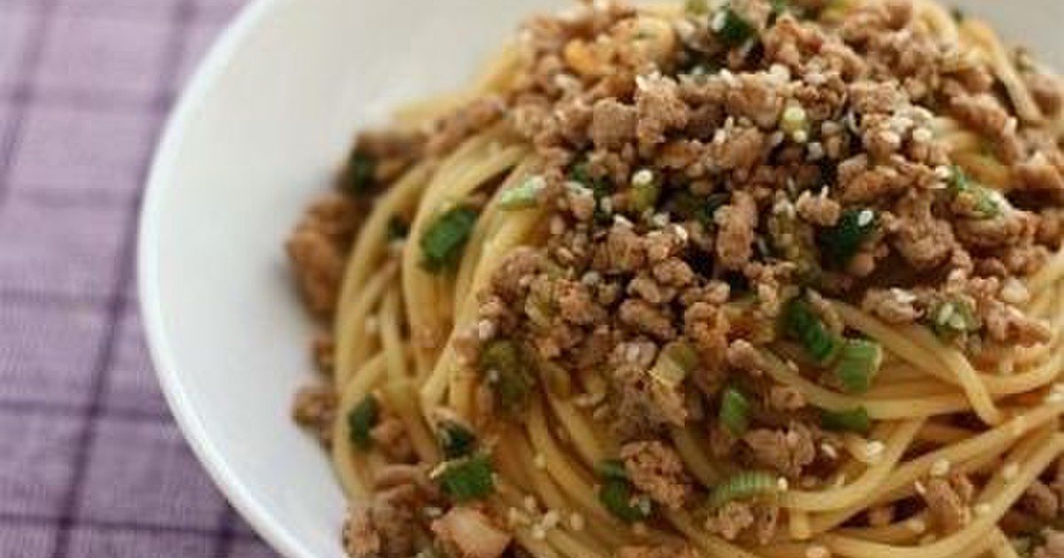 ピリ辛ひき肉のネギごまパスタ レシピ 作り方 By Kt121 クックパッド 簡単おいしいみんなのレシピが352万品