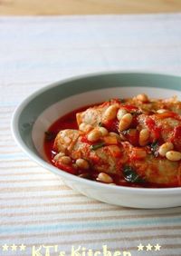 豆とソーセージのスパイシートマトソース