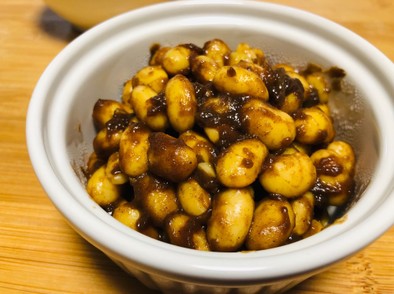 ぶどう豆（大豆の甘煮〜れんこん粉で）の写真