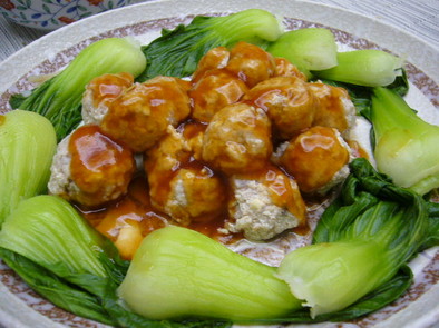 豆腐で肉団子のケチャップ甘酢ソースの写真