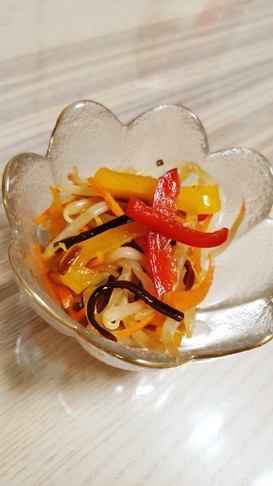 簡単!もやしとパプリカの塩昆布和え
