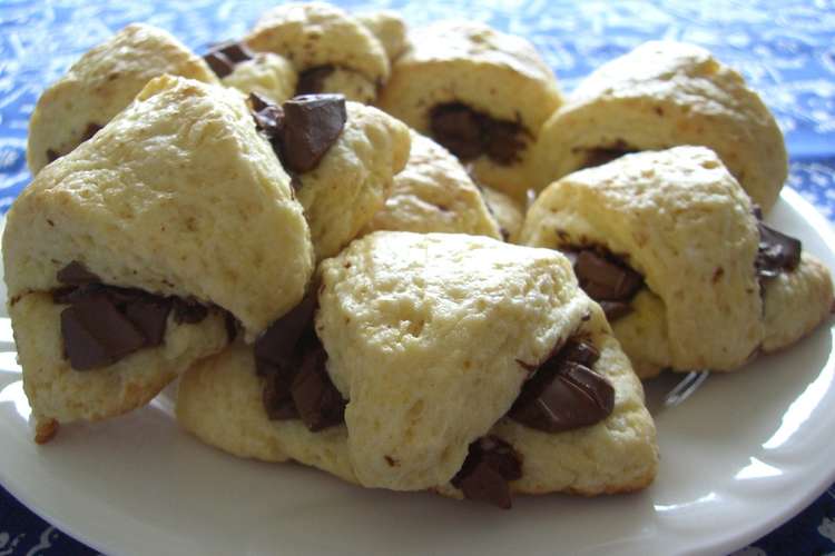 クロワッサン風 チョコスコーン レシピ 作り方 By Caramel Cookie クックパッド 簡単おいしいみんなのレシピが356万品