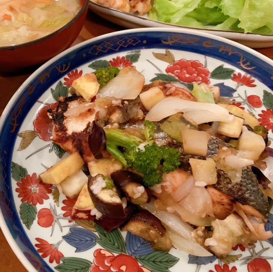 鮭と塩麹ブラムリーアップルソースの画像