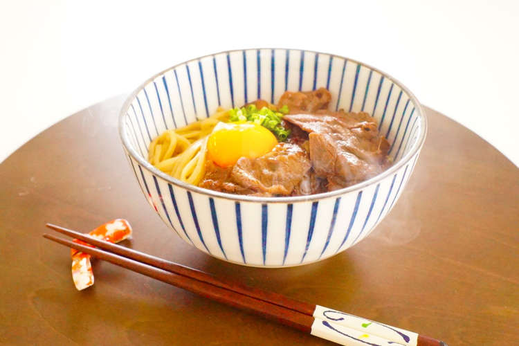 すき焼き月見うどん レシピ 作り方 By はくばく クックパッド 簡単おいしいみんなのレシピが352万品