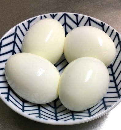 道具は不要☆簡単むきやすい茹で卵の作り方の写真