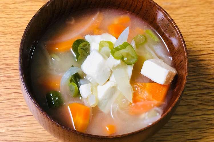 豆腐と野菜の味噌汁 レシピ 作り方 By だらず食堂 クックパッド 簡単おいしいみんなのレシピが375万品