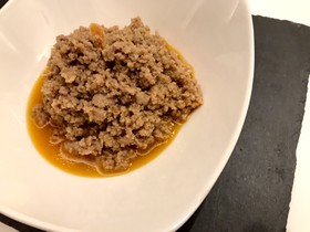 食べるラー油で 簡単!基本の肉味噌
