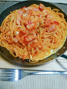 簡単ナポリタン(鉄板スパゲッティ)