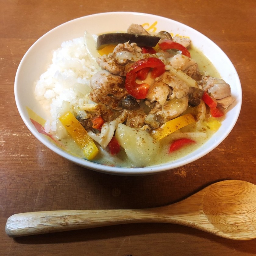 タイ風グリーンカレーチキンのレシピ