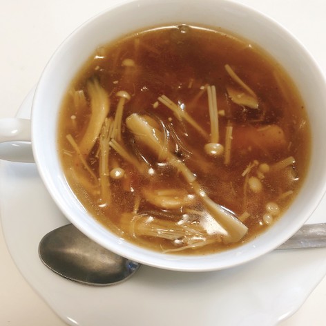 きのこたっぷりフカヒレ風中華スープ
