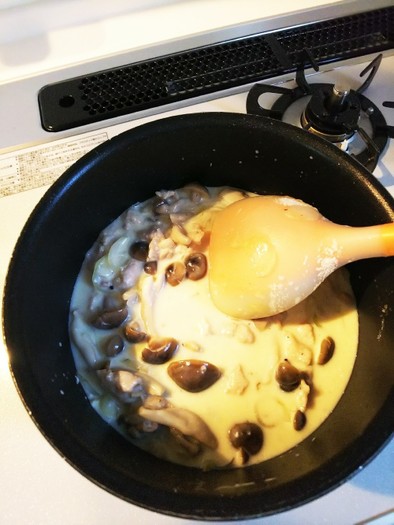 【低糖質】豚肉とシメジの豆乳クリーム煮の写真