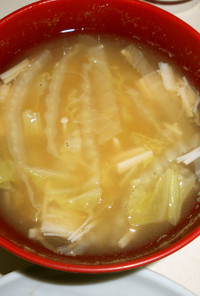 白菜とえのきと生姜のお味噌汁