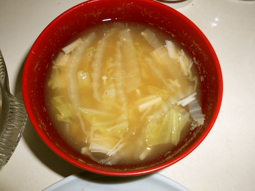 白菜とえのきと生姜のお味噌汁の画像