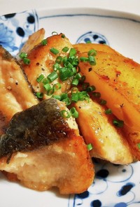 生鮭とじゃがいものバターポン酢焼き