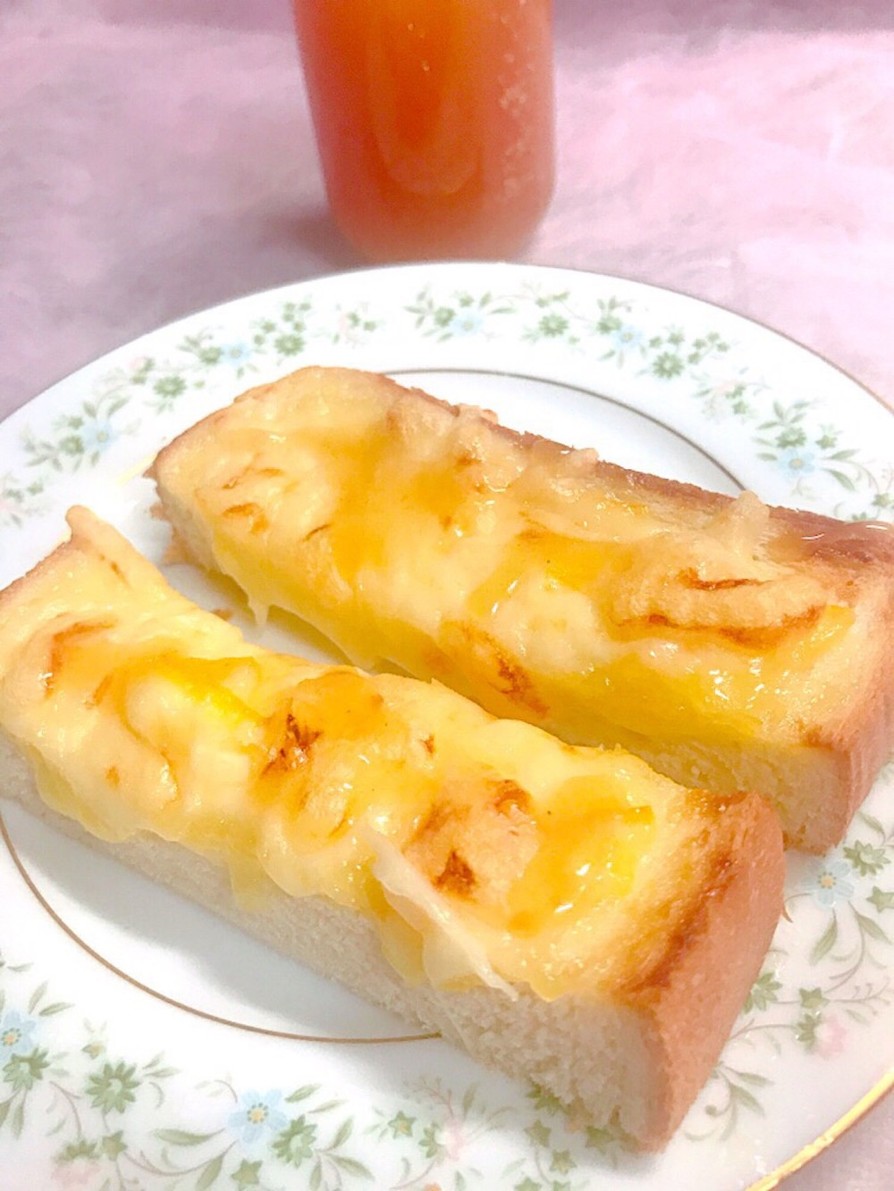 ママレードとマヨの蜂蜜チーズトーストの画像
