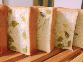 うぐいす豆の角食パン