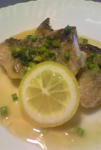 白身魚のムニエル　レモンソース