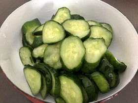 きゅうりの浅漬け