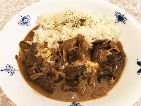 ビーフストロガノフ
