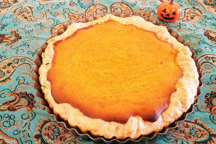 アメリカン ハロウィンパンプキンパイ レシピ 作り方 By パティシエjunko クックパッド 簡単おいしいみんなのレシピが350万品