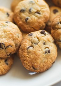 簡単サクサク⭐基本のチョコチップクッキー