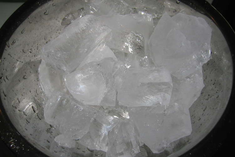 必見 超簡単おしゃれ氷の作り方 レシピ 作り方 By Ajimura クックパッド 簡単おいしいみんなのレシピが354万品