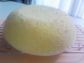 炊飯器でふわふわしっとりスポンジ!
