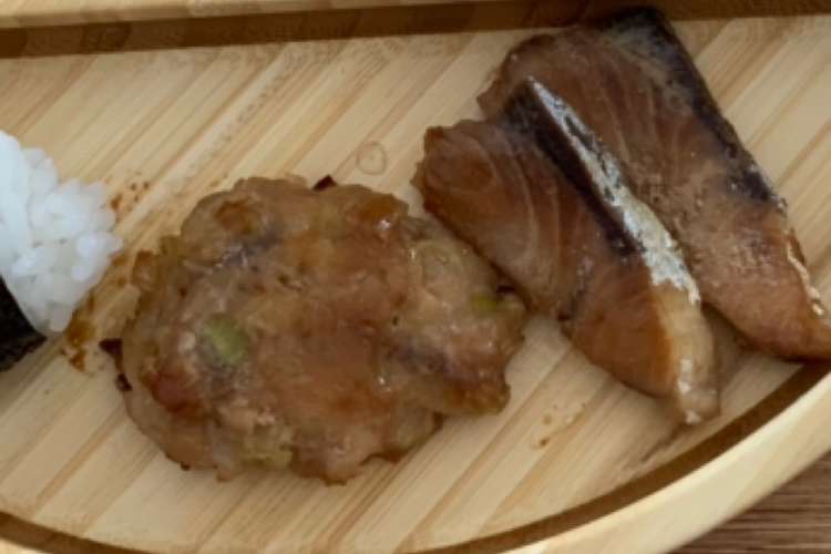 離乳食後期 ぶりの照り焼きバーグ レシピ 作り方 By クックkwfzri クックパッド 簡単おいしいみんなのレシピが360万品